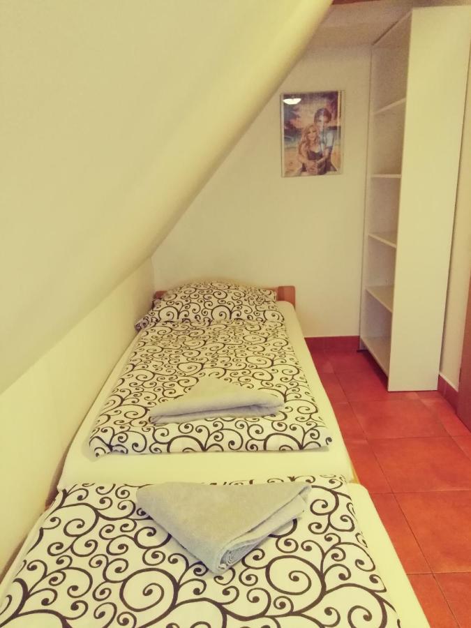 Penzion U Dvojice Nove Mesto na Morave Chambre photo